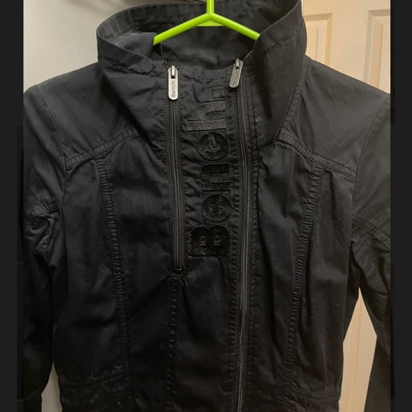Very good condition Bench Jacket - Picture 3 of 3